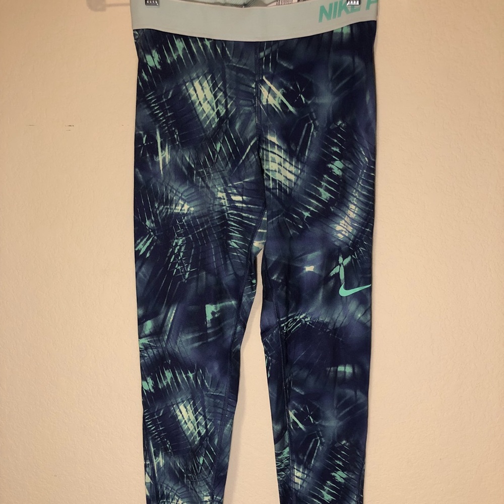 Nike thermal leggings